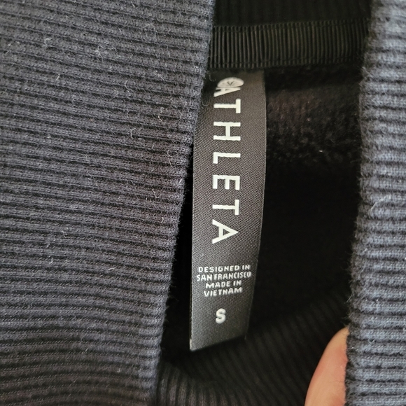 Athleta Cozy Karma Side Zip Funnel Neck Top Black Small Sweater‎ Fleece Pockets - Picture 5 of 10